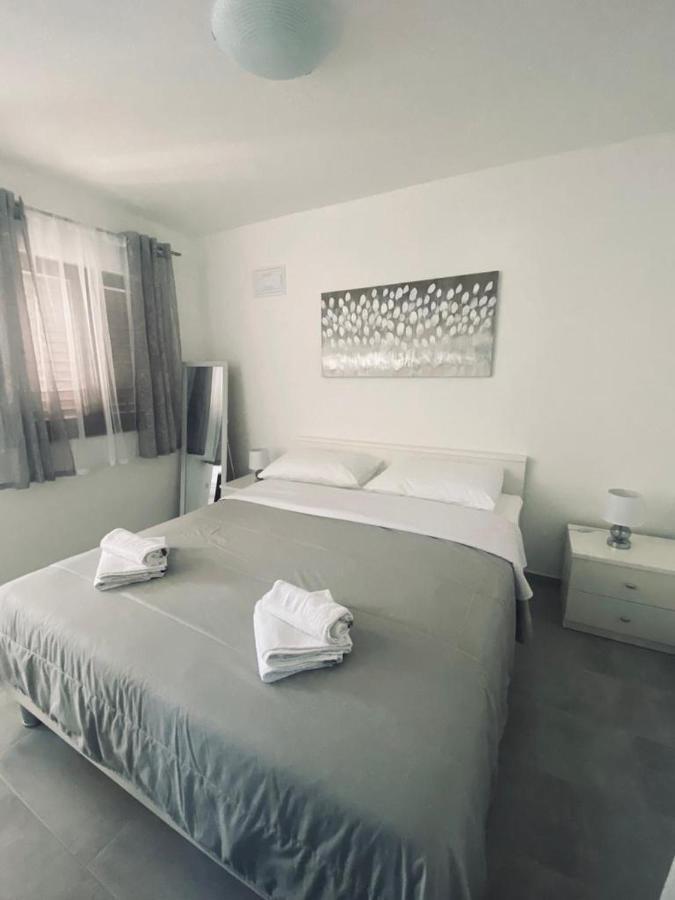 Apartmani Mila 斯塔利格拉德-帕克利尼卡 外观 照片