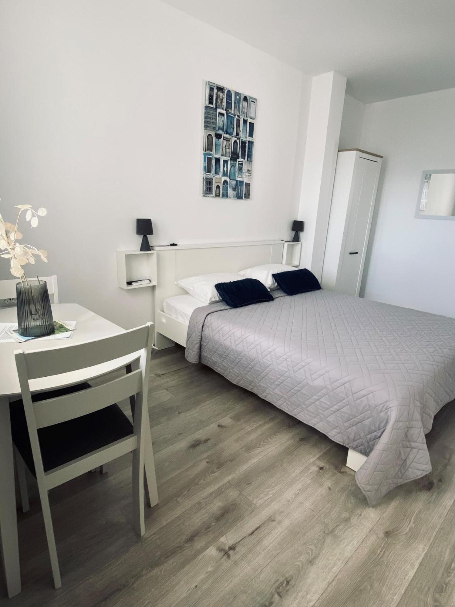 Apartmani Mila 斯塔利格拉德-帕克利尼卡 外观 照片