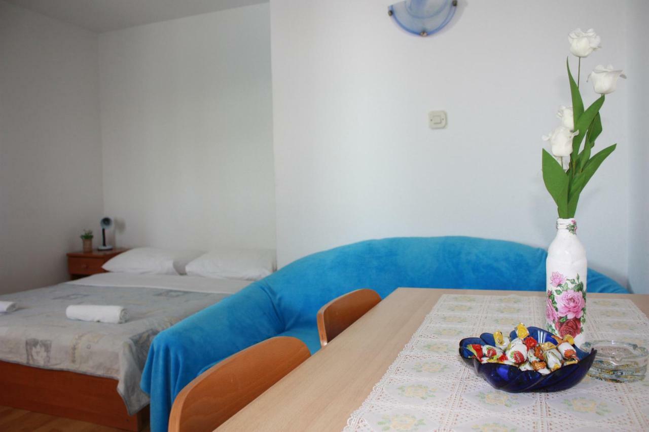 Apartmani Mila 斯塔利格拉德-帕克利尼卡 外观 照片