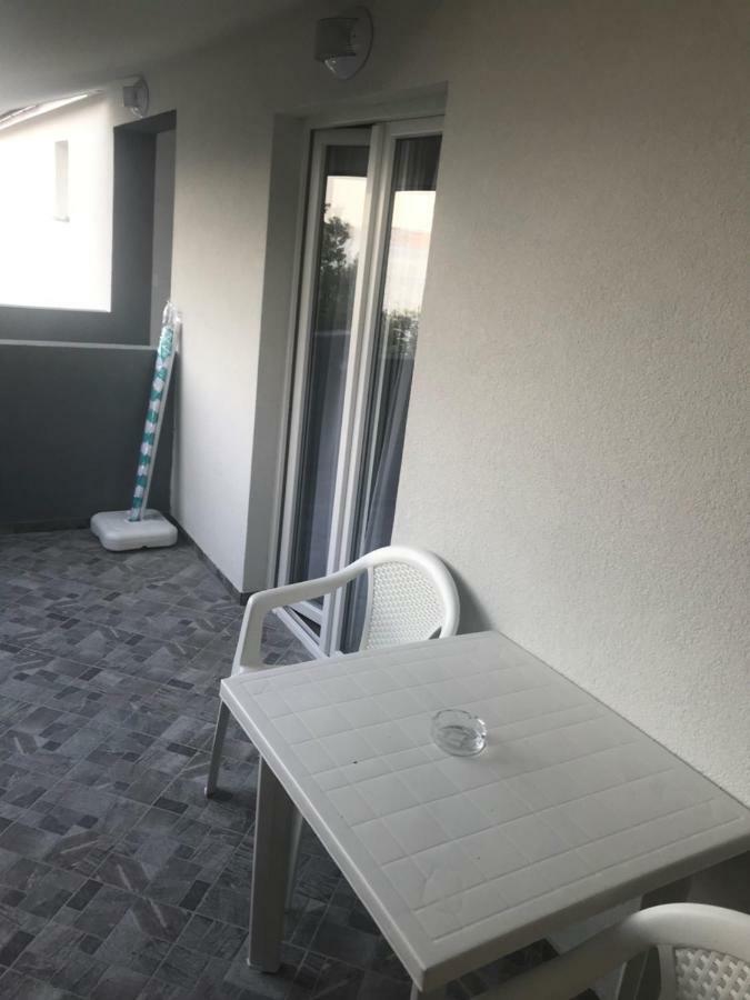 Apartmani Mila 斯塔利格拉德-帕克利尼卡 外观 照片